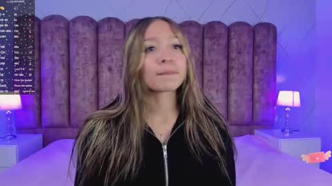 Snapshot of victoria_adams14 chatting on 21, 2, 2025 Victoria for you online show from 21, 2, 2025