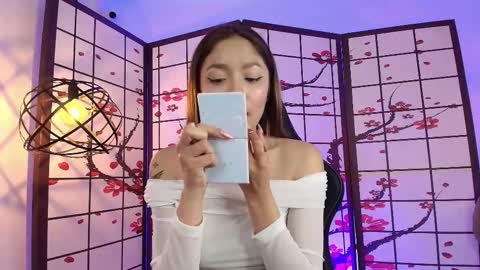 Snapshot of victoria_adams14 chatting on 6, 10, 2025 Victoria for you online show from 6, 10, 2025