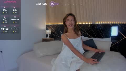 Snapshot of victoria_decapri chatting on 13, 11, 2025 victoria online show from 13, 11, 2025