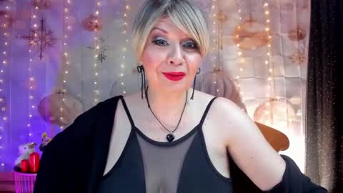 diorvictoria9 online show from 23, 1, 2025