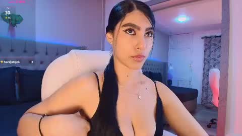Snapshot of victoria_ellington chatting on 13, 6, 2026 online show from 13, 6, 2026