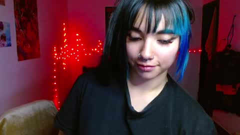 Snapshot of victoria_goddes chatting on 8, 4, 2026 victoria online show from 8, 4, 2026