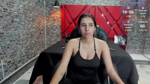 Victoria Houston  online show from 9, 2, 2025