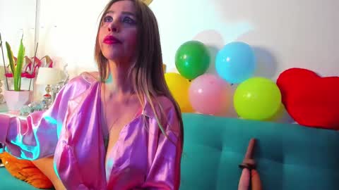 Victoria  online show from 14, 2, 2025