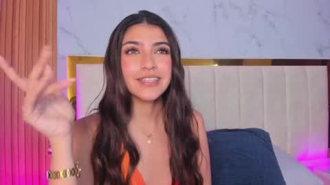 Snapshot of victoria_joliegb chatting on 5, 12, 2024 Victoria Lozano online show from 5, 12, 2024