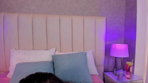 Snapshot of victoria_joliegb chatting on 8, 2, 2025 Victoria Lozano online show from 8, 2, 2025