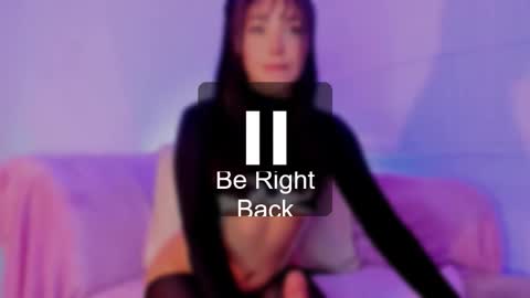 Snapshot of victoria_laurent chatting on 21, 11, 2025 Victoria Laurent online show from 21, 11, 2025