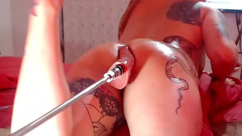 victoria_luxe online show from 6, 3, 2025