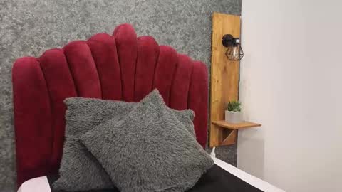 Snapshot of victoria_noir_18 chatting on 21, 10, 2025 Vicky online show from 21, 10, 2025