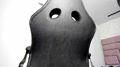 Snapshot of victoria_noir_18 chatting on 16, 11, 2025 Vicky online show from 16, 11, 2025