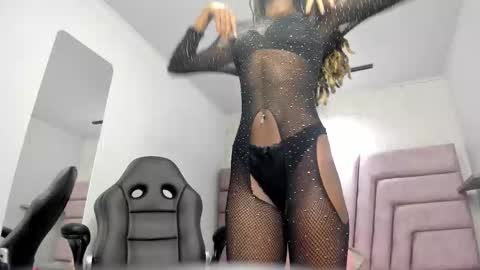 Snapshot of victoria_noir_18 chatting on 9, 1, 2026 Vicky online show from 9, 1, 2026