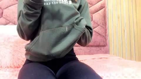 Vicky  online show from 17, 6, 2026