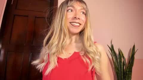 D A N I online show from 25, 9, 2025