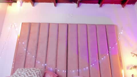 Snapshot of victoria_rash chatting on 22, 1, 2025 VICTORIA online show from 22, 1, 2025