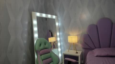 Victoria  online show from 1, 4, 2026