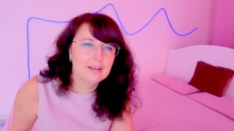 Snapshot of victoria_vvv chatting on 20, 7, 2026 Vika online show from 20, 7, 2026
