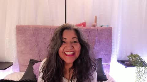 victoriaa_anderson_ online show from 14, 4, 2026