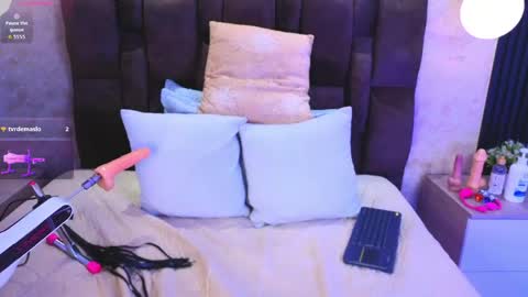 Victoria Andrade online show from 14, 4, 2026