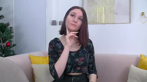 Snapshot of victoriaardern chatting on 12, 1, 2025 Victoria online show from 12, 1, 2025