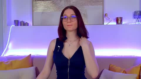 Snapshot of victoriaardern chatting on 5, 2, 2025 Victoria online show from 5, 2, 2025