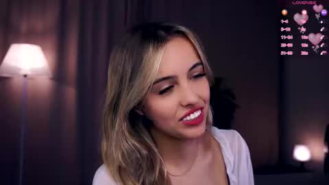 Anasteisha  Day Helen  Night online show from 18, 9, 2025