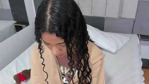 Victoria  online show from 15, 2, 2026