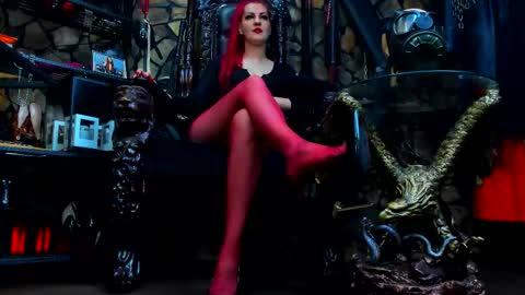 Victoria Heller online show from 30, 9, 2025