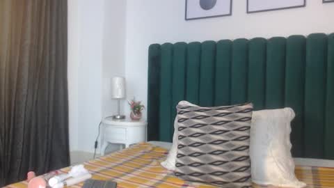Snapshot of victoriaqueen_fg_ chatting on 8, 10, 2025 victoriaqueen_fg_ online show from 8, 10, 2025
