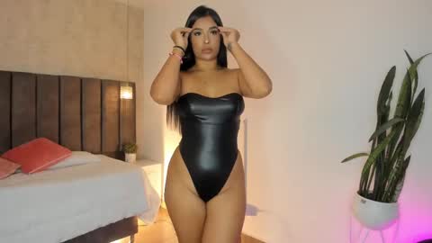 Snapshot of victoriaregia1 chatting on 22, 2, 2025 Maria Victoria online show from 22, 2, 2025