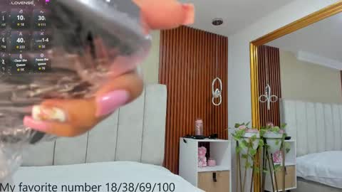 Snapshot of victoriaregia1 chatting on 15, 9, 2025 Maria Victoria online show from 15, 9, 2025
