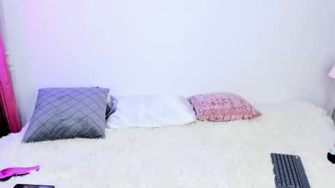 Victoria but you can tell me Vicky Vic or just Tory online show from 24, 2, 2025