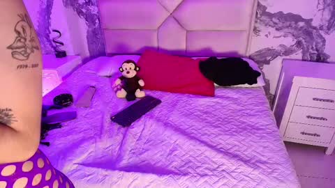 Snapshot of victoriasanz_ chatting on 20, 9, 2025 victoriasanz_ online show from 20, 9, 2025