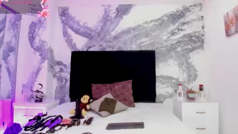 Snapshot of victoriasanz_ chatting on 2, 12, 2025 victoriasanz_ online show from 2, 12, 2025