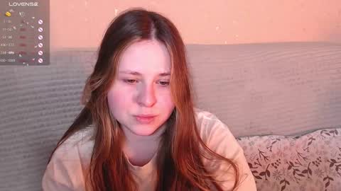 Snapshot of victoriassecrets_ chatting on 7, 3, 2025 victoriassecrets_ online show from 7, 3, 2025