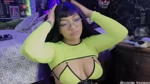 victoriia_thompson online show from 12, 7, 2026