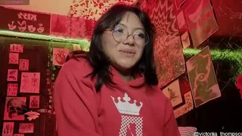 victoriia_thompson online show from 3, 8, 2026