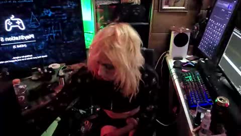 Vie ViXiiiN online show from 28, 4, 2026