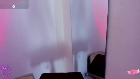 Snapshot of viioleett_cum chatting on 19, 5, 2026 viioleett_cum online show from 19, 5, 2026
