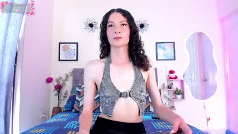 Violet online show from 13, 4, 2026