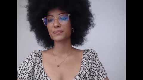 viiolettaaa online show from 21, 4, 2026