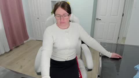 Ukrainian-woman online show from 20, 2, 2025