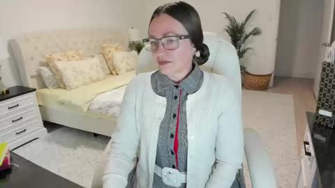 Snapshot of vika7333 chatting on 29, 4, 2026 Ukrainian-woman online show from 29, 4, 2026