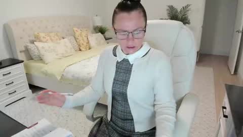 Snapshot of vika7333 chatting on 15, 5, 2026 Ukrainian-woman online show from 15, 5, 2026