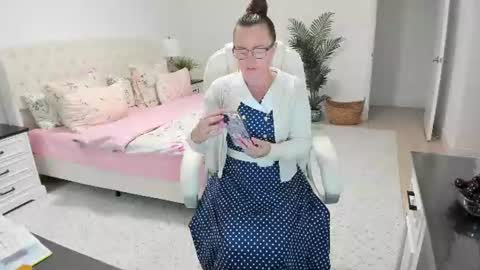 Ukrainian-woman online show from 17, 7, 2026