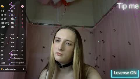 Snapshot of vika_pinakolada chatting on 7, 3, 2025 vika pinakolada online show from 7, 3, 2025