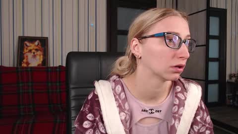 Vika online show from 5, 10, 2025