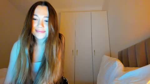 Snapshot of vikawels chatting on 27, 5, 2026 Vika online show from 27, 5, 2026