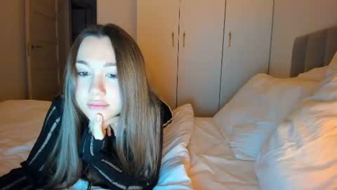Snapshot of vikawels chatting on 15, 6, 2026 Vika online show from 15, 6, 2026