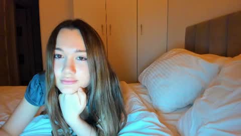 Snapshot of vikawels chatting on 28, 6, 2026 Vika online show from 28, 6, 2026