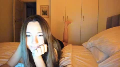 Snapshot of vikawels chatting on 31, 7, 2026 Vika online show from 31, 7, 2026
